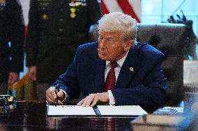 Trump Announces Border Defense Medals