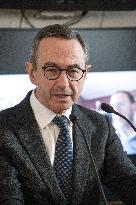 Les Republicains Meeting After Clashes Between Farmers And Breeders - Paris