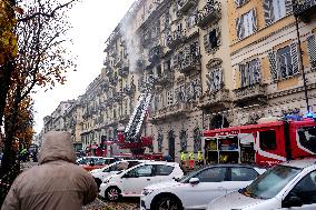 Fire Breaks Out In Palazzo On Corso Re Umberto - Italy