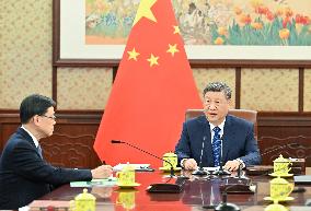 Xi Jinping Meets Sam Hou Fai - Beijing