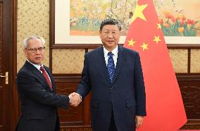 Xi Jinping Meets Sam Hou Fai - Beijing