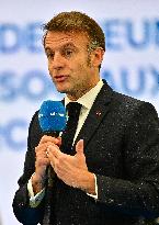 Macron Discusses Democracy Challenges With Readers - Marseille