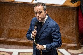 Session of Questions to The Government - Paris