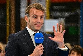 Macron Discusses Democracy Challenges With Readers - Marseille