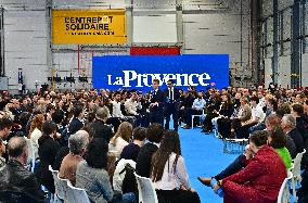 Macron Discusses Democracy Challenges With Readers - Marseille