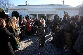 Karoline Leavitt talks to the media - Washington