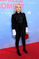 Qui Brille Au Combat - Paris