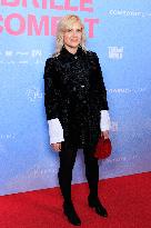 Qui Brille Au Combat - Paris