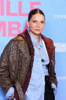 Qui Brille Au Combat - Paris