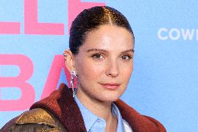 Qui Brille Au Combat - Paris