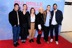 Qui Brille Au Combat - Paris