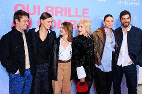 Qui Brille Au Combat - Paris