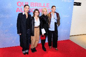 Qui Brille Au Combat - Paris