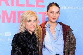 Qui Brille Au Combat - Paris