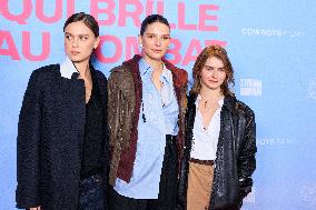 Qui Brille Au Combat - Paris