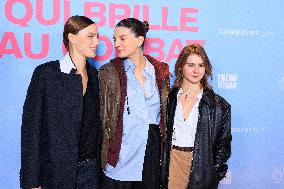 Qui Brille Au Combat - Paris