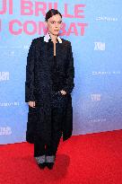 Qui Brille Au Combat - Paris