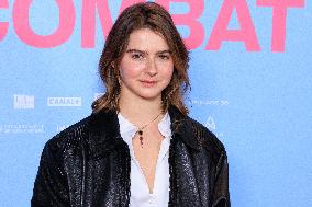 Qui Brille Au Combat - Paris