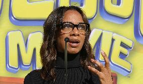 Spongebob Squarepants Places His Hand And Footprints In Cement - LA