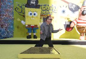 Spongebob Squarepants Places His Hand And Footprints In Cement - LA