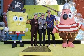 Spongebob Squarepants Places His Hand And Footprints In Cement - LA