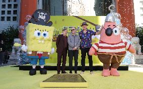 Spongebob Squarepants Places His Hand And Footprints In Cement - LA