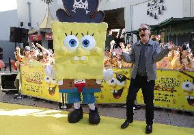 Spongebob Squarepants Places His Hand And Footprints In Cement - LA