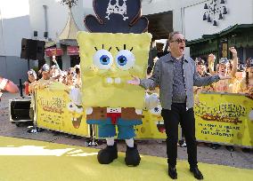 Spongebob Squarepants Places His Hand And Footprints In Cement - LA