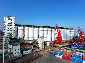 Offshore Grain Warehouse Construction in Lianyungang