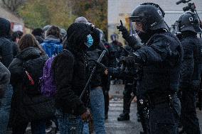 Mossos Prepare to Evict Settlement - Barcelona