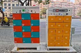 Electric Bicycles Pilot Battery Swapping Device