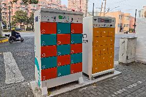 Electric Bicycles Pilot Battery Swapping Device