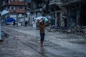 Palestinian Civilians In Jabalia - Gaza