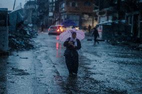 Palestinian Civilians In Jabalia - Gaza