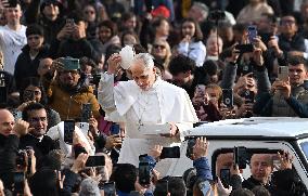 Pope Leo XIV Leads The General Audience - Vatican