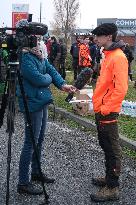 Farmers Block the A61 Motorway - Castelnaudary