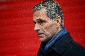 Macron Discusses Democracy Challenges With Readers - Marseille