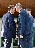 Macron Discusses Democracy Challenges With Readers - Marseille