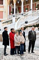 NO TABLOIDS - Prince Albert II And Princess Charlene Host Christmas Tree At Palace - Monaco