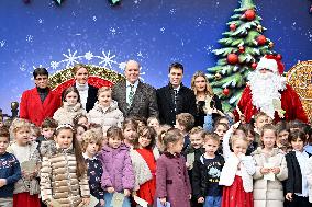 NO TABLOIDS - Prince Albert II And Princess Charlene Host Christmas Tree At Palace - Monaco