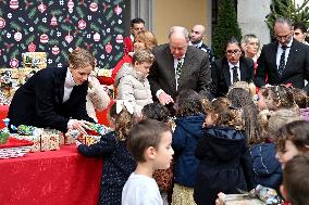 NO TABLOIDS - Prince Albert II And Princess Charlene Host Christmas Tree At Palace - Monaco