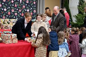 NO TABLOIDS - Prince Albert II And Princess Charlene Host Christmas Tree At Palace - Monaco