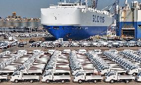 China Aims To Export 7 Million Vehicles by 2025