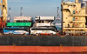 China Aims To Export 7 Million Vehicles by 2025