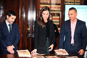 Queen Letizia Presents the XVII and XVIII NAOS Strategy Awards - Madrid