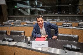 Hearing on Public Broadcasting Neutrality Held - Paris