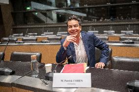 Hearing on Public Broadcasting Neutrality Held - Paris