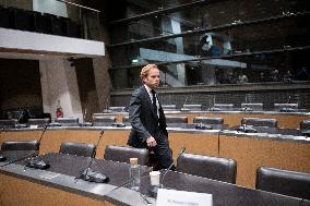 Hearing on Public Broadcasting Neutrality Held - Paris