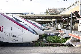 Illustration of the Gare de Lyon during the Christmas holiday departures - Paris AJ