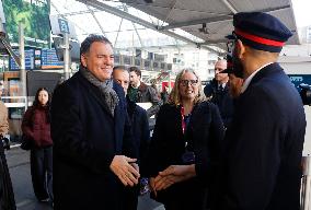 Visit of the Minister of Transport and the President of the SNCF at the Gare de Lyon - Paris